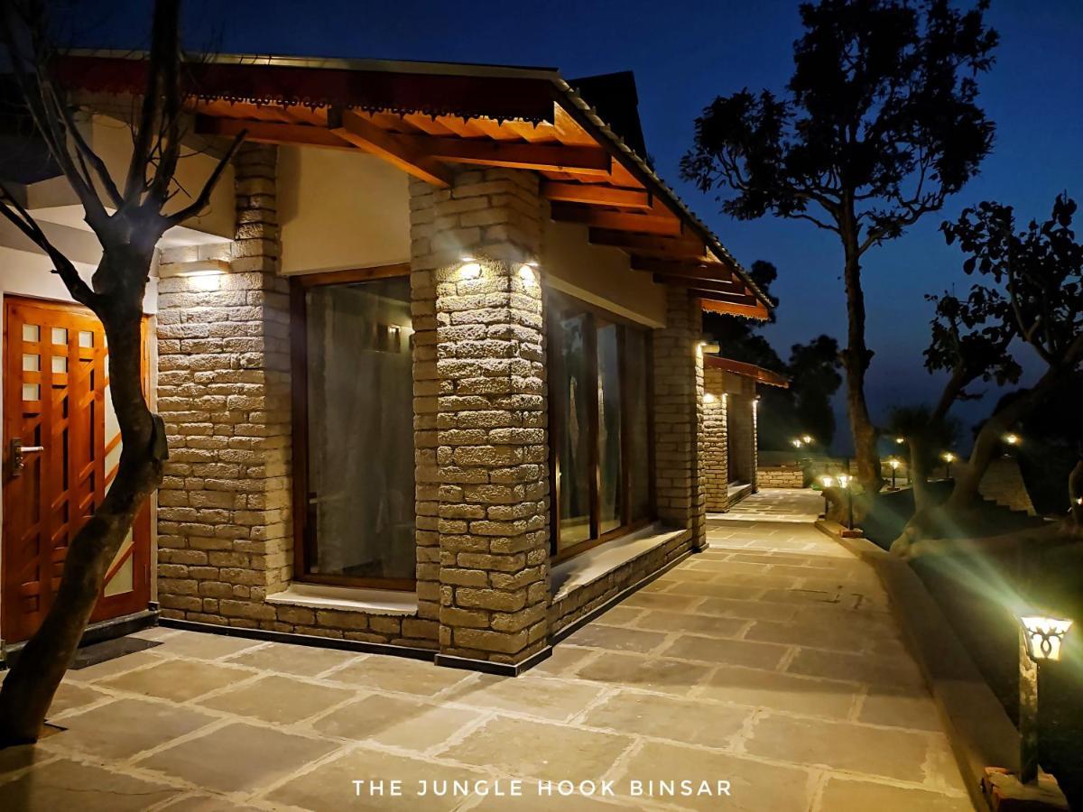 Отель The Jungle Hook Binsar Алмора Экстерьер фото